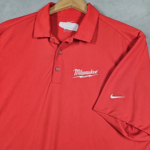 Milwaukee Tools Nike Polo Mens Size Medium Golf Dri Fit Shirt Red Mechanic - Picture 1 of 10